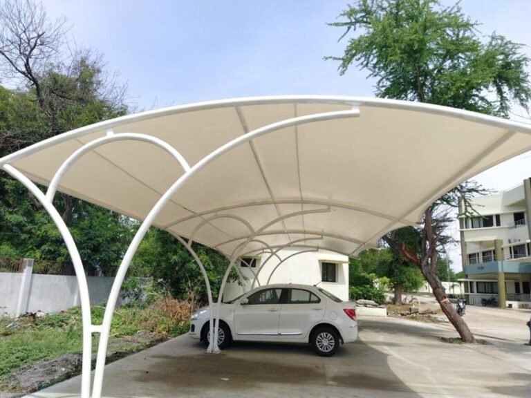 Kanopi Membran Carport: Solusi Modern untuk Perlindungan Kendaraan Anda
